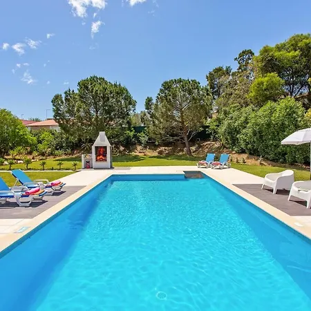 Figueiras By * Lagoa (Algarve)